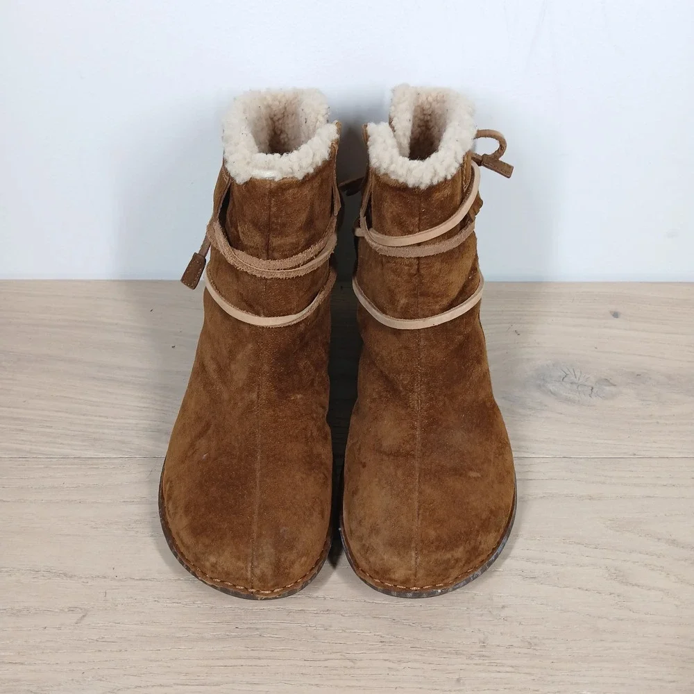 UGG Australia Boots Womens 11 Brown Suede Shearling Lace Up Wrap Tie Boho